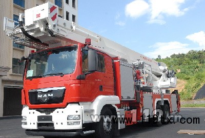 郴州新增53米云梯消防登高車(chē) 提升火災(zāi)防御力