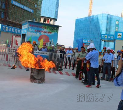 泉州一在建工地開展消防演練活動